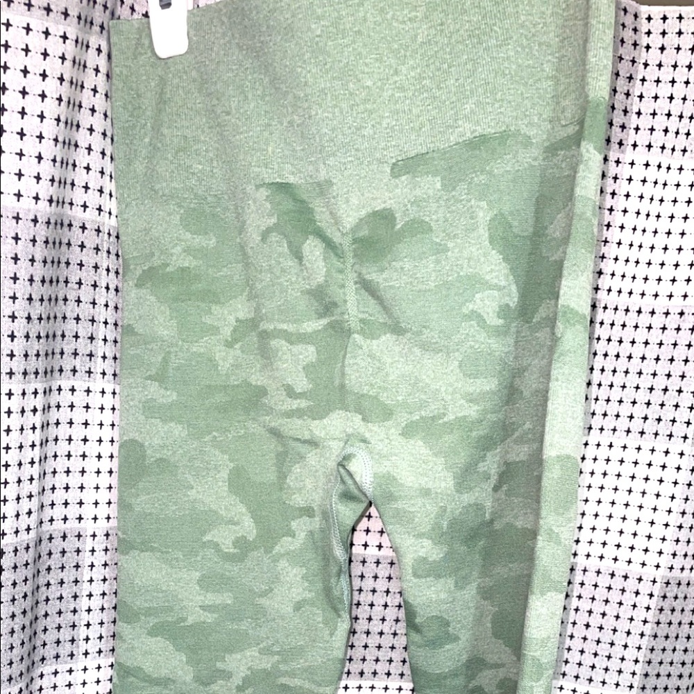 green camo leggings